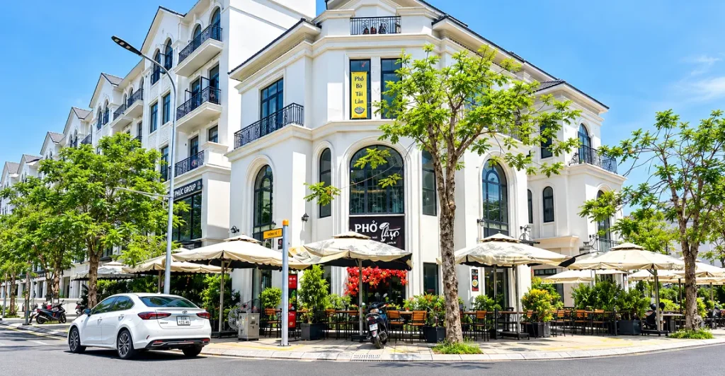 nhà phố vinhomes grand park
