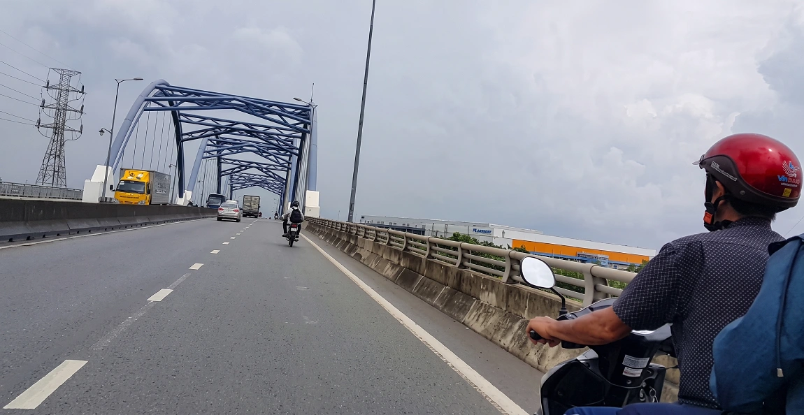 hạ tầng cầu phú hữu